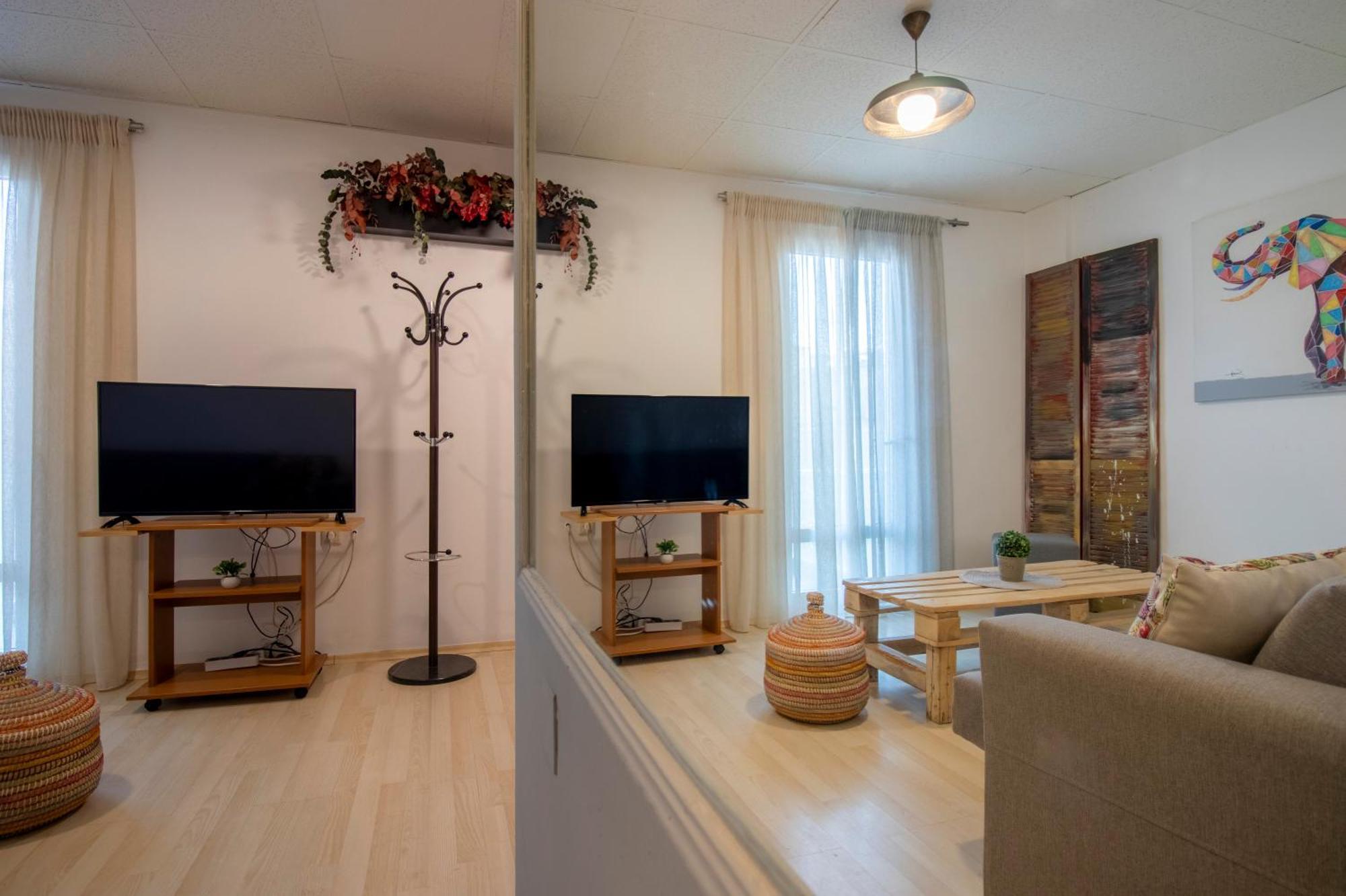 Modern City Apt In The Heart Of Heraklion Kültér fotó