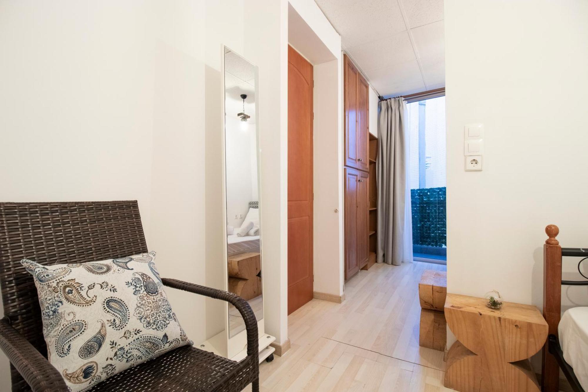 Modern City Apt In The Heart Of Heraklion Kültér fotó